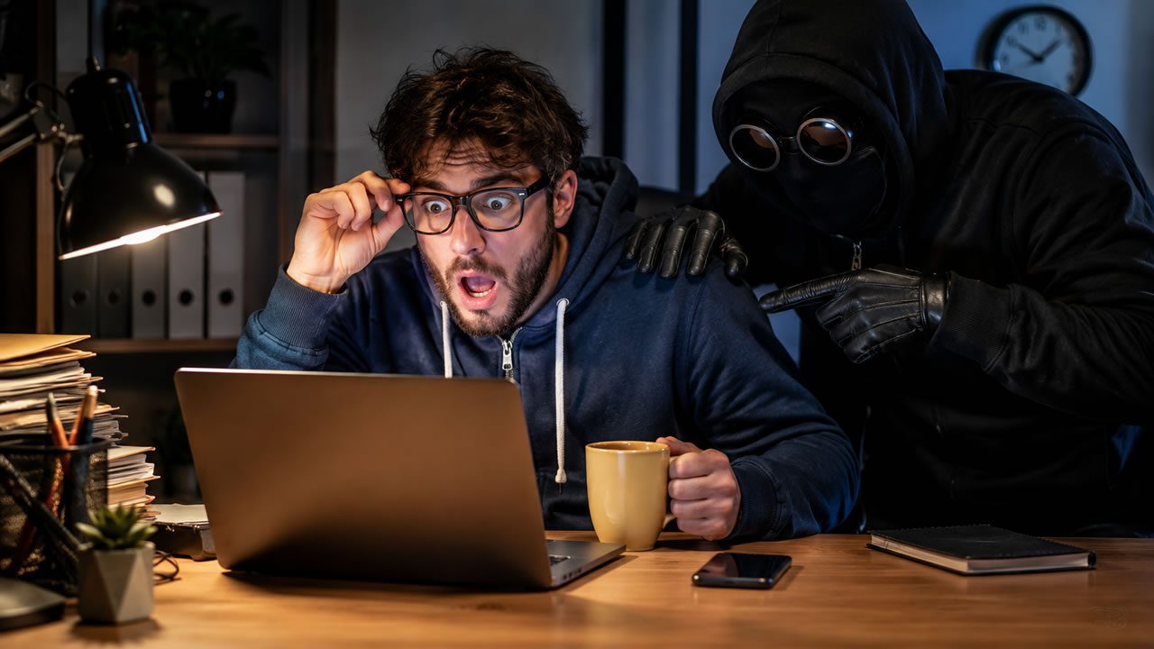 Hacker Misantropia e a Senha 123456